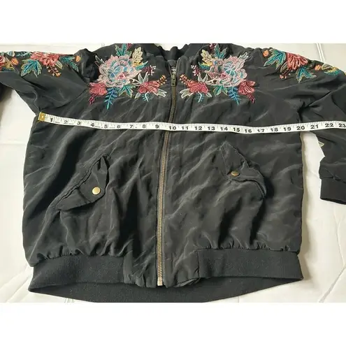 Johnny Was Workshop Black Bomber Jacket Silk Flower Embroidered Full zip size S