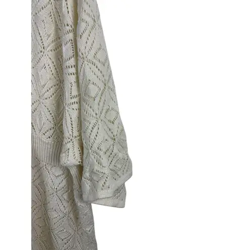 VTG Only Necessities Cream Open Knit Short Sleeve V