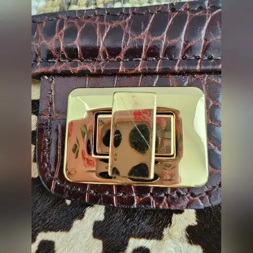 Clever Carriage Hand