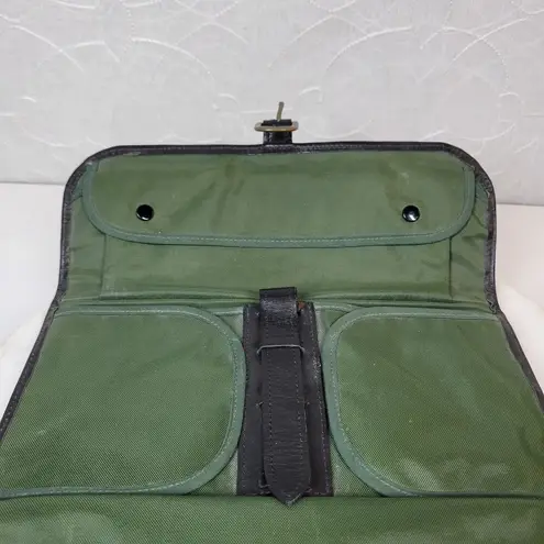 Vintage Daines Hathaway Wet Pack 10" Black Leather Green Interior Pockets Buckle