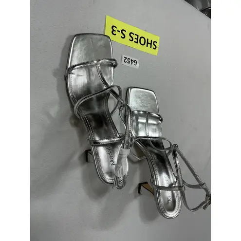 Womans NWOT Modatope Strappy Open Toe Slingback Formal Sandals 10 Silver