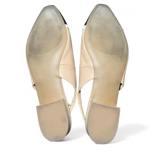 Women’s size 11 On 34th Avril Capped