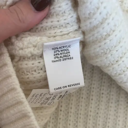 LL Bean Women's Signature Turtleneck Sweater Wool Alpaca Blend Medium Nordic White
