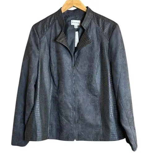 Studio Works Reptile Embossed Jacket with Full Zipper. Charcoal Gray/Black Color