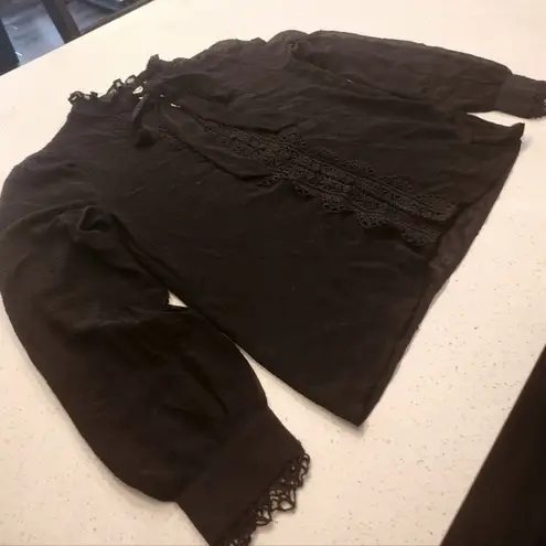 ZARA NWT  sheer long sleeve with lace, casual shirt size XS