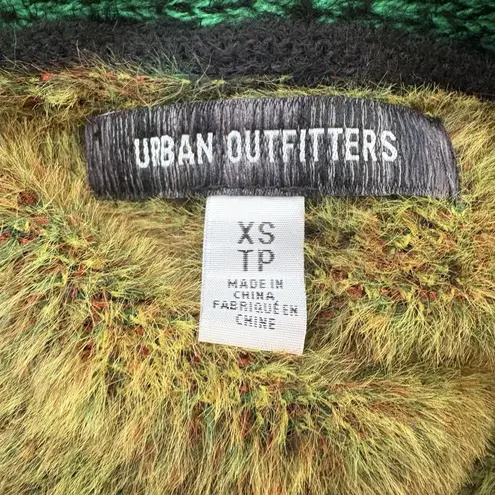 Urban Outfitters  Green Yellow Thea Fuzzy Plaid Cropped Cardigan Size XS Womens