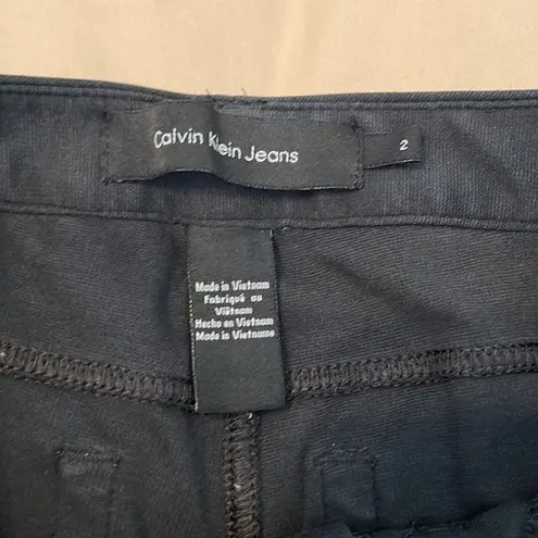 Calvin Klein Jeans Calvin Klein size 2 stretchy straight leg light grey jeans EUC