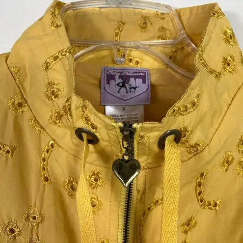 NWT City Hearts Yellow Floral Embroidered Eyelet Zip Up Vest Jacket Size S
