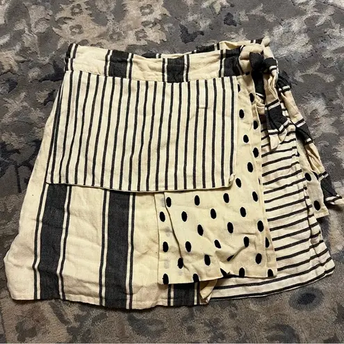 The Bar Dodo Or beige size small mini skirt