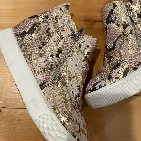 Soda  Snakeskin Platform Sneakers