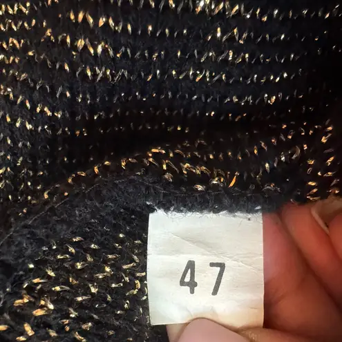 Distinctly Different Vintage Elegant Black and Gold Women's Sweater Size 47