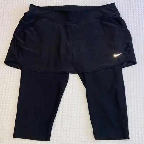 Nike  DRI-FIT 2-In-1 Running Skirt Capri Cropped Tights Size Medium Black Running