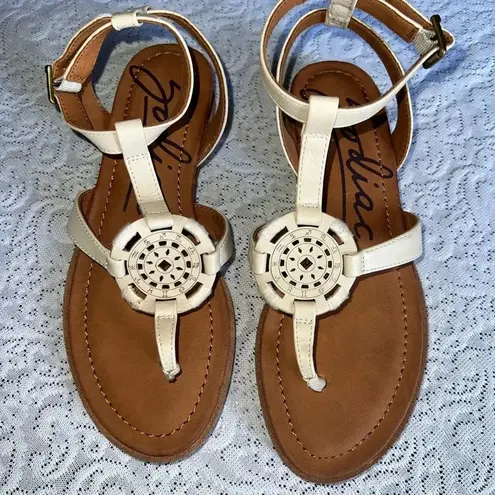 Zodiac Dream Strap Sandal Size 5.5
