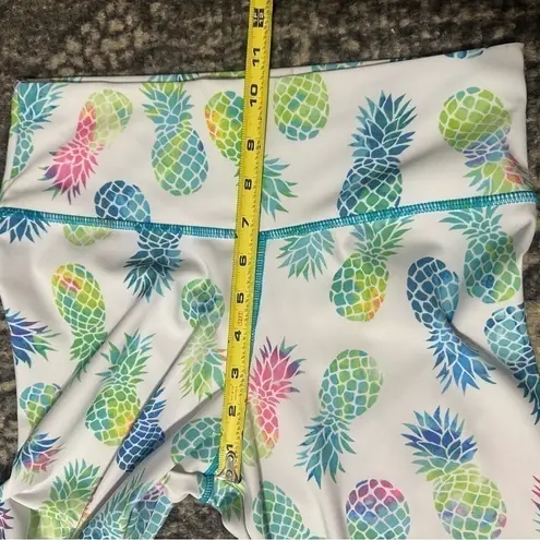 PilyQ Size M White Multi Colored Pina Colada Pineapple Print Activewear Leggings