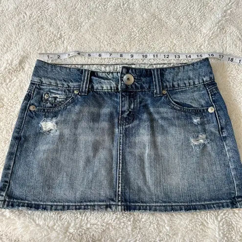 So Wear It Declare It Low Rise Blue Denim Mini Skirt Sz7 Embroidered Retro 2000s Size 8