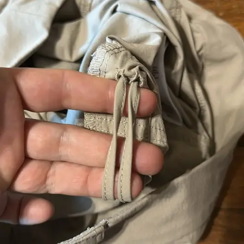 Sherpa Adventure Gear Women’s Hiking Pants, Adjustable Inseam, UPF 50, Sz 10 Tan