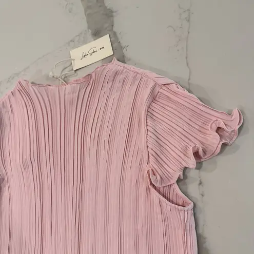 Fashion to figure x Leslie Sidora NWT Odette Plisse Top Womens 1 Pink Ruffle Hem