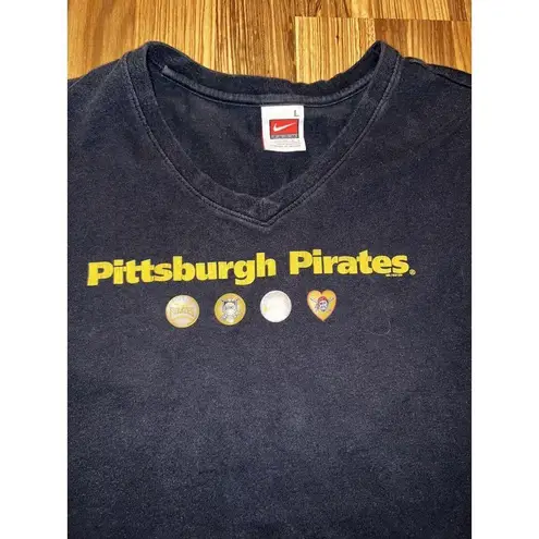 Nike  Pittsburgh Pirates MLB Women's T-shirt V Neck Sz L Large VTG Vintage 2008