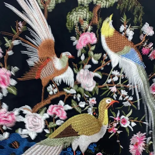 Embroidered Bird and Floral Sweatshirt LONG BLACK SEQUINED SLEEVES Pink Cuffs Size XL