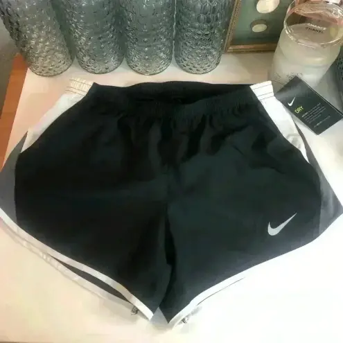 Nike  Dri-fit black lined running shorts sz S NWT