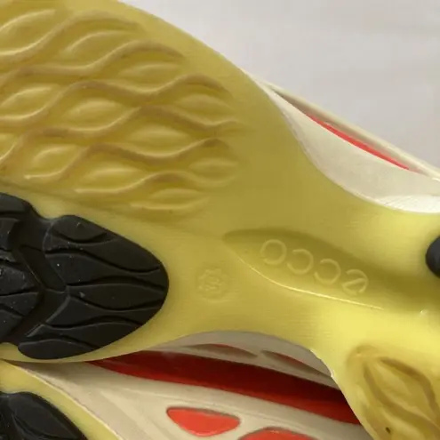 Ecco Bion Fjuel Racer Trainers EUR 39 US Womens Sizes 8-8.5 Coral Pink Sneakers