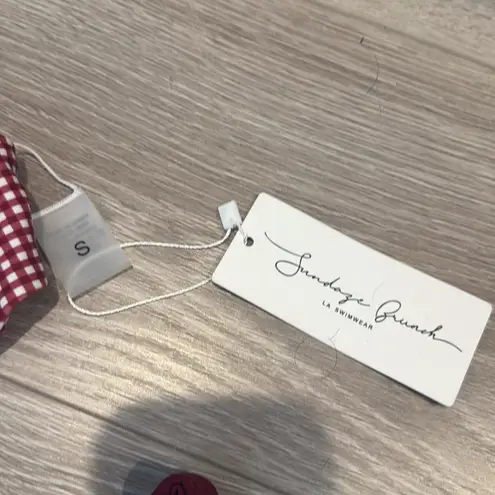 BNWT Sundaze Brunch Parker Bikini Top Size Small Red