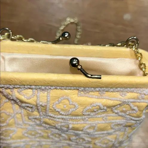 Vintage Yellow Beaded Evening Purse w/Gold Chain Embroidered Floral Detail Gold