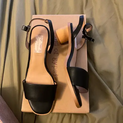 Band of Gypsies New  topanga black vegan leather size 6.5