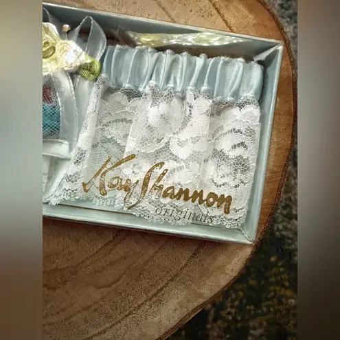 Vintage NOS Kay Shannon blue lace wedding bridal garter