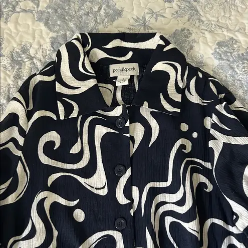 Peck & Peck  Black and White Swirl Button Down Shirt thumbnail 2
