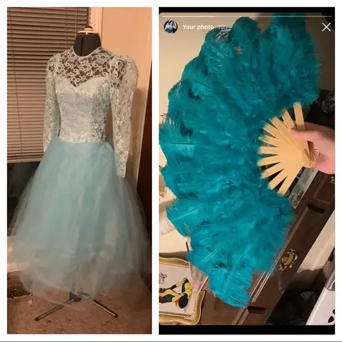 White Christmas “sisters” cosplay blue