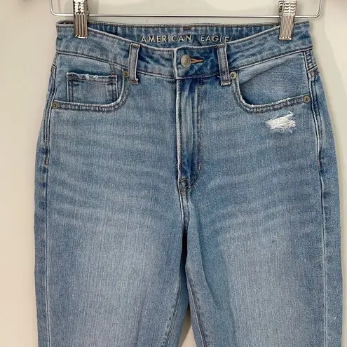 American Eagle  Womens Mom Straight Jeans Distressed Light Wash Blue Size 2 Reg