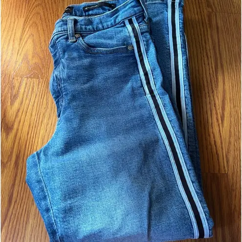 Banana Republic  Mid-Rise Straight Stretch Denim Jeans w/ Leg Stripes. 30​