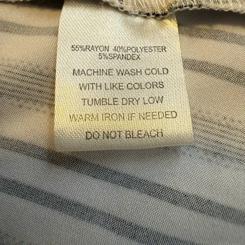 Indigo Rose Womens Black/White Stripe Pocket Zipper Front Sleeveless Top 2X # White Size XXL