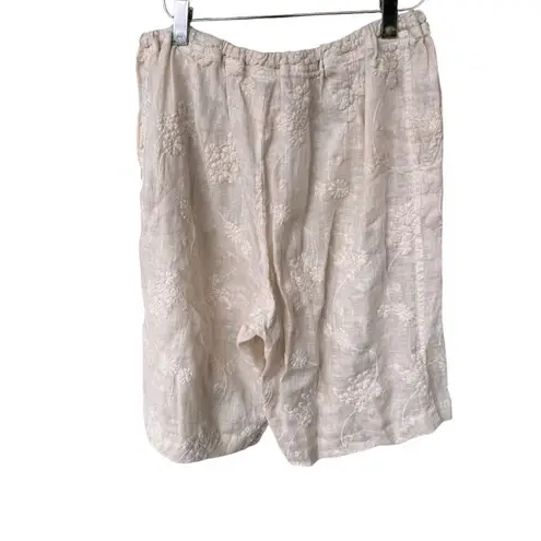 CP Shades tonal floral embroidery blouse shorts set in natural size Large