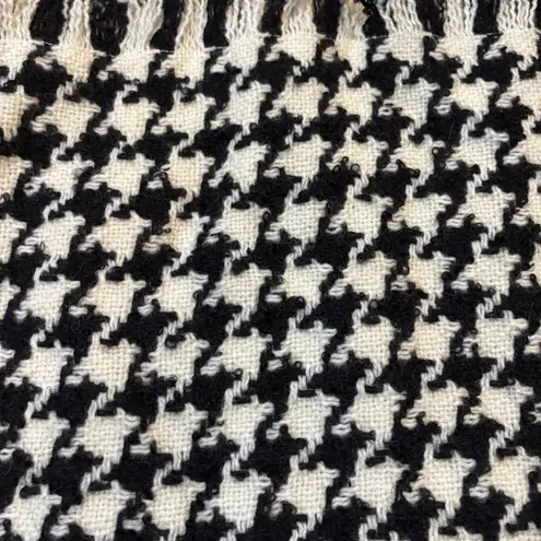Vintage Charlotte Neuville Houndstooth Wool Mohair Scarf Wrap Shawl Fringe NWT Black