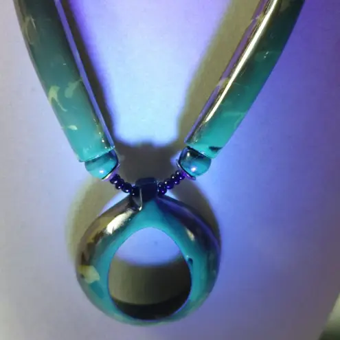 Brown Tan Horn Pendant Necklace Vintage Seed Beaded Strand Barrel Clasp Resin