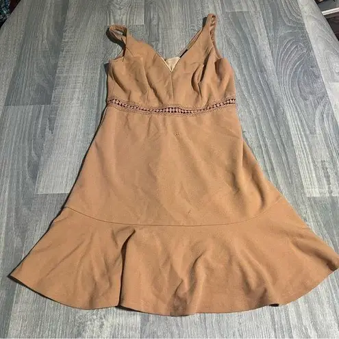 Lulus Tan/Nude Tank Top V