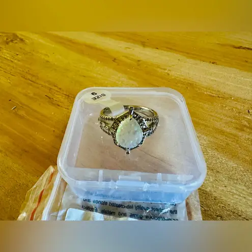 Bomb Party Oct RG65600 Ring Lab Opal on Rhodium Plating size 9. Silver