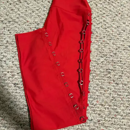 Carbon38 Mini Chain Ring Detail High Rise 7/8 Leggings Red