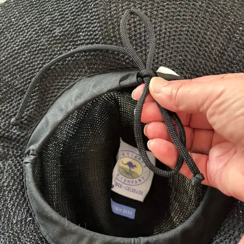 Wallaroo Victoria Diva Black Poly Straw Hat. Size Medium.