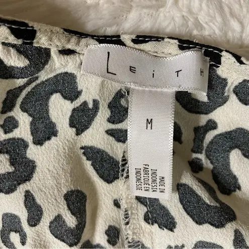 Leith  Leopard Sleeveless Button Front Cropped Wide Leg Jumpsuit thumbnail 4