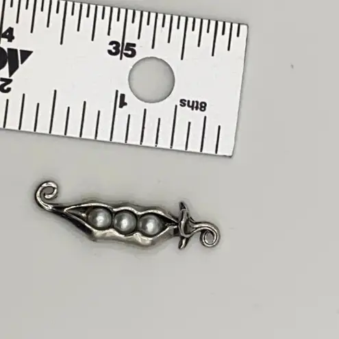 Pea Pod Charm Three Pearls Silver Tone Pendant Necklace Jewelry Women