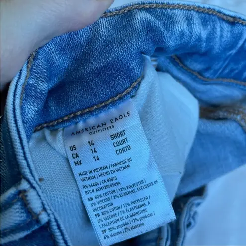 American Eagle  Destroyed Super Hi Rise Jeans