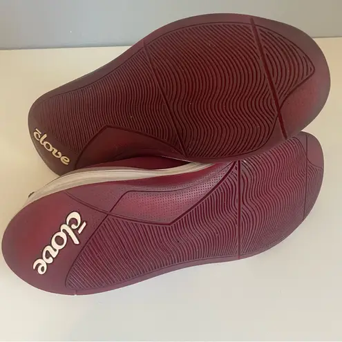 Clove Classic Limited Edition Royal Maroon nursing shoes Red Size 9