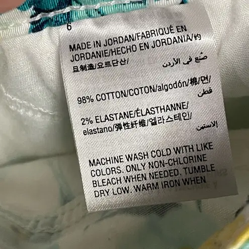 Charter Club Women’s Jean Bristol Capri White Teal Blue Flora Flowers Sz 6 NWOT