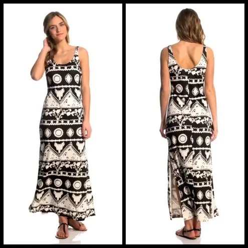 Lucy Love 💕💕 Keep It Simple Maxi Sleeveless (M)