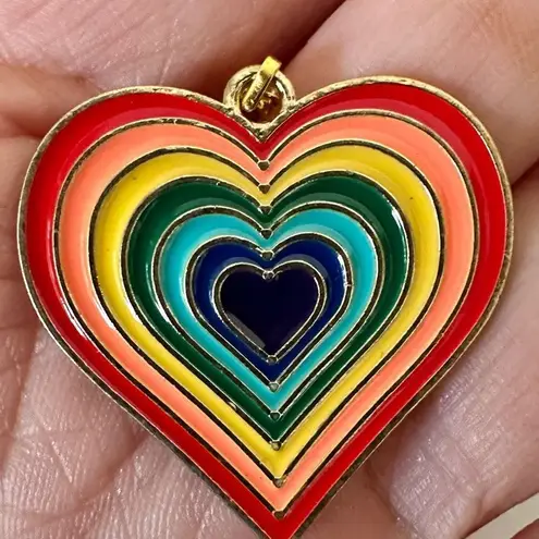 Colorful heart pendant necklace