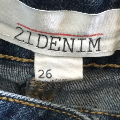 FINAL MARKDOWN LADIES’ 2.1 Denim Distressed Cuffed Shorts w/Suspenders size 26