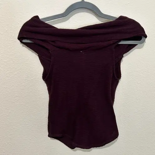 Free People This Cutie Ribbed Knit Top Womens Size XS Off The Shoulder Wine‎